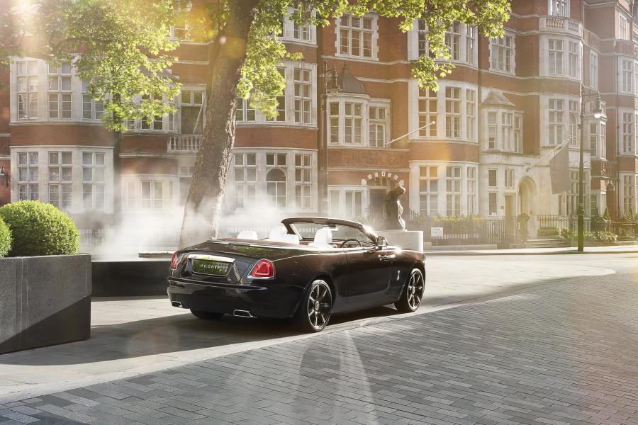  Rolls-Royce Dawn Mayfair 2017 года  (фото 2 из 8)